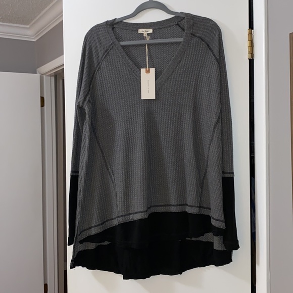 IN LOOM Raw edge thermal long sleeve top NWT Size Small - Picture 5 of 16